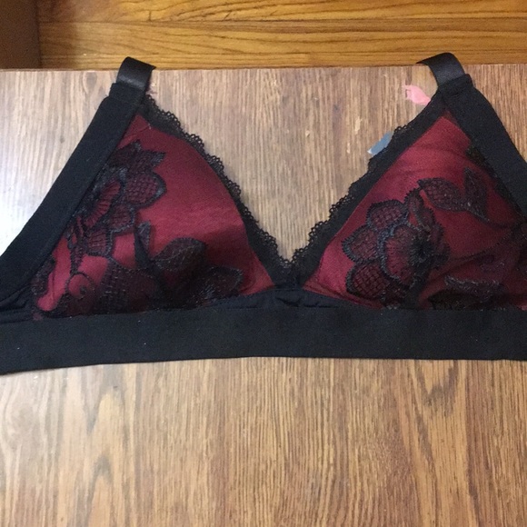 NWOT bralette bundle, two size S one size XS - Picture 2 of 7